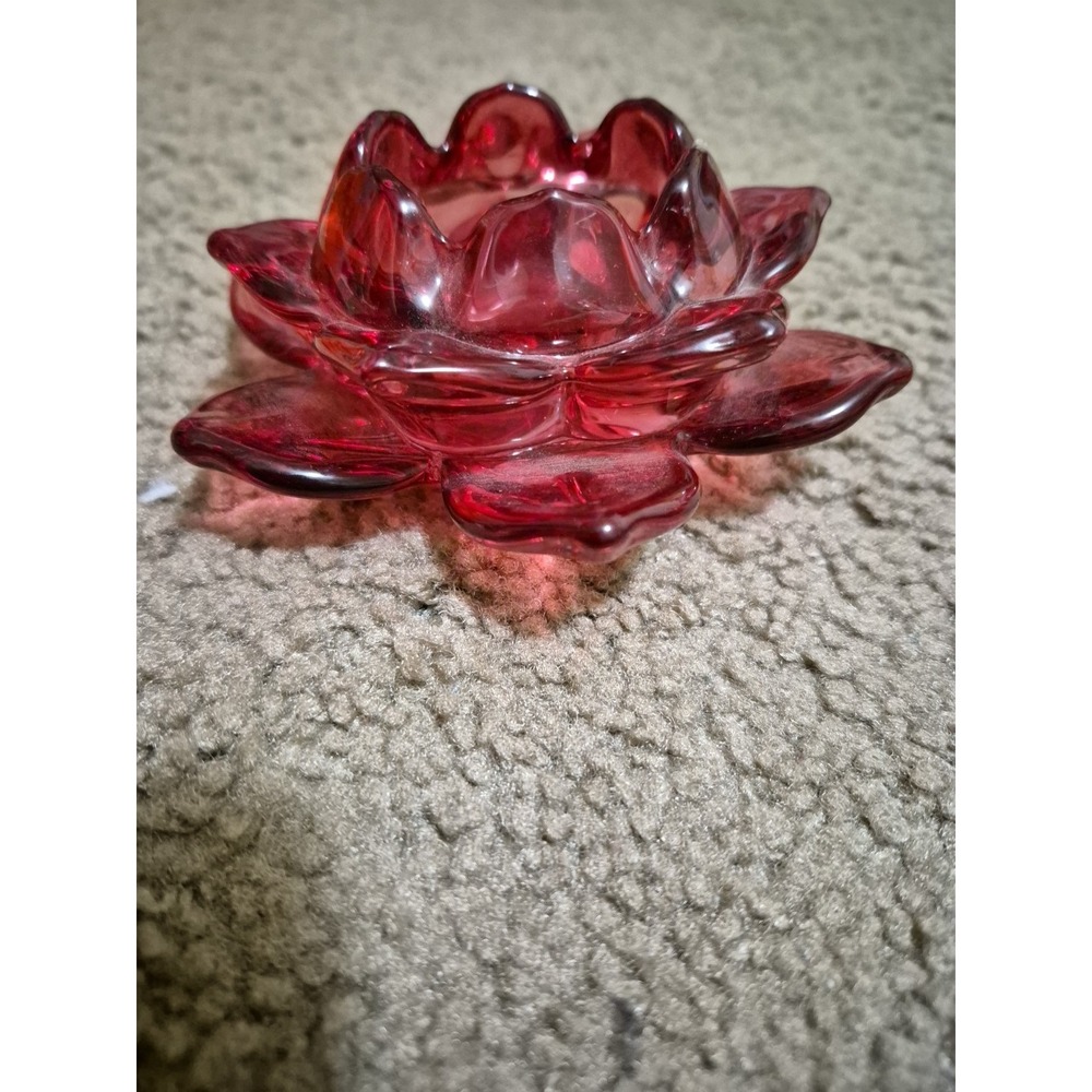 Shannon Crystal Glass Lotus Tea Light Holder –‎ Lotus Petals Design
